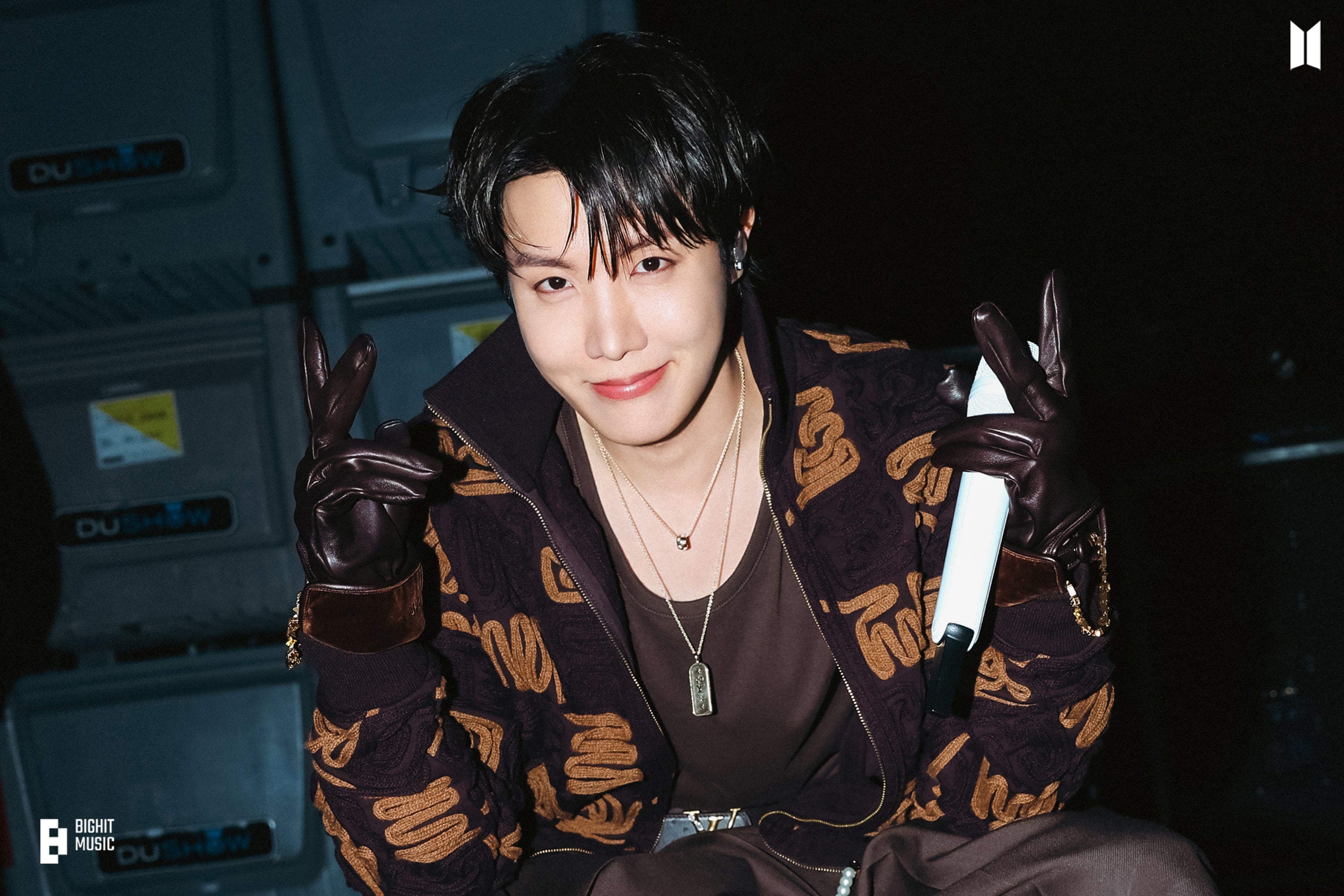 AluCards BTS - Jung Ho-Seok –  Photocards de Aluminio / Set de 10